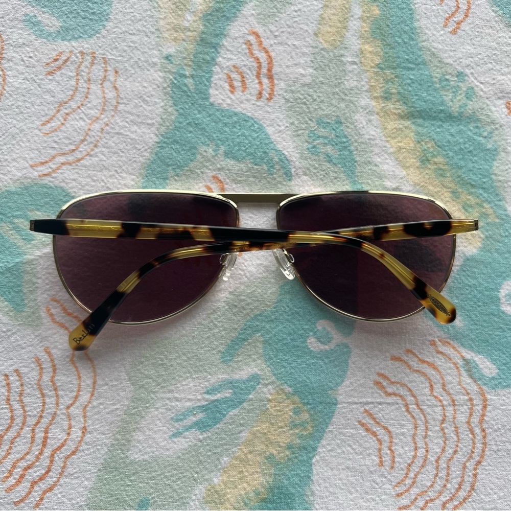 Never worn. No case. Beautiful